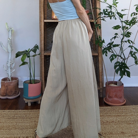 🚫 SOLD - Vince Triacetate Pull On Wide Leg Pants - Picture 3 of 10